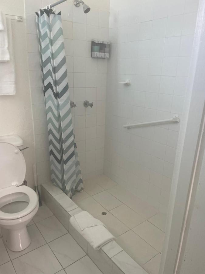 ברידג'טאון Nautilus Ocean Suites מראה חיצוני תמונה